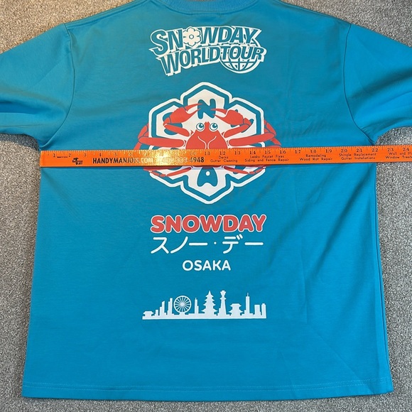 NEW Men’s Snow Day World Tour Osaka Japan Sneaker Con Streetwear Shirt M Used - Picture 10 of 11